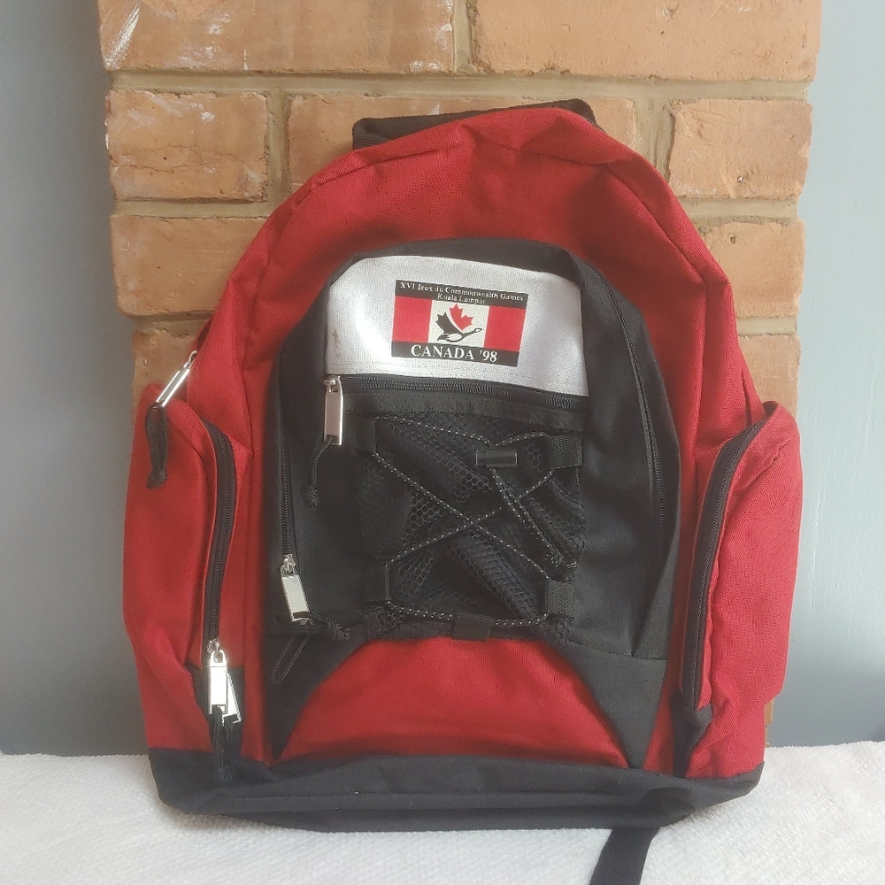 Vintage 1998 Official Team Canada Commonwealth Games Backpack In Red/White